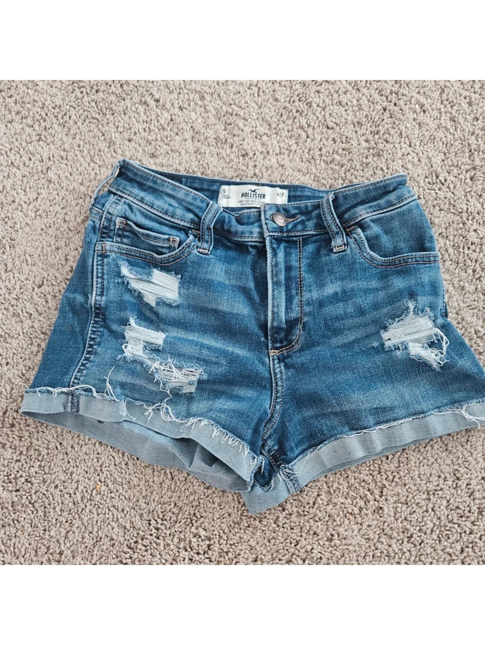 Hollister Curvy Mid-Rise 3” Distressed Denim Shorts Women’s Size 5 W27